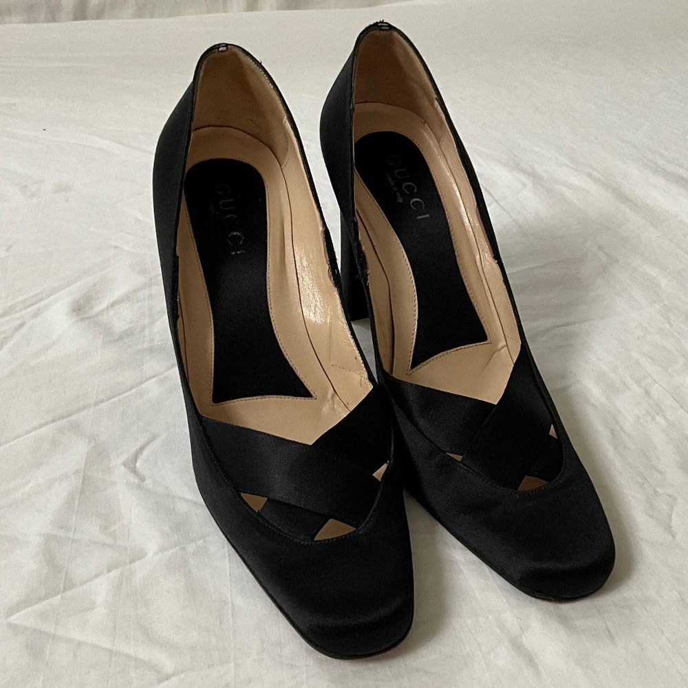 GUCCI Satin Pumps Heels Black Size 9.5